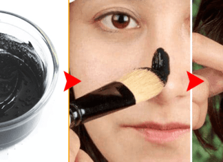 DIY Peel-Off Face Mask For Pores And Blackheads