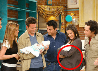 17 totally surprising facts about ‘F.R.I.E.N.D.S’ you probably didn’t know.