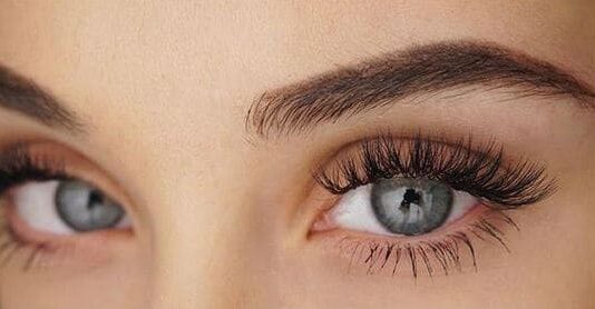 Easy ways to grow your eyelashes bigger in a month.