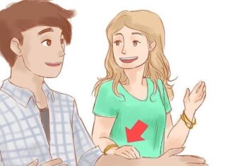 Female gestures that can drive a man crazy