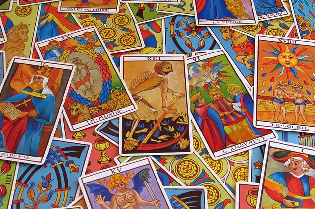 fortune telling, tarot, letters