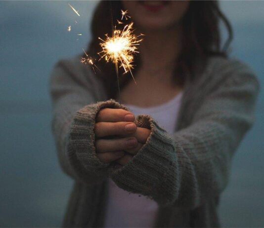 Sparkler, Holding, Hands, Firework, Sparkles, Fire