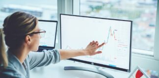 2021 Marketing Tech Trends - businessnewsdaily.com