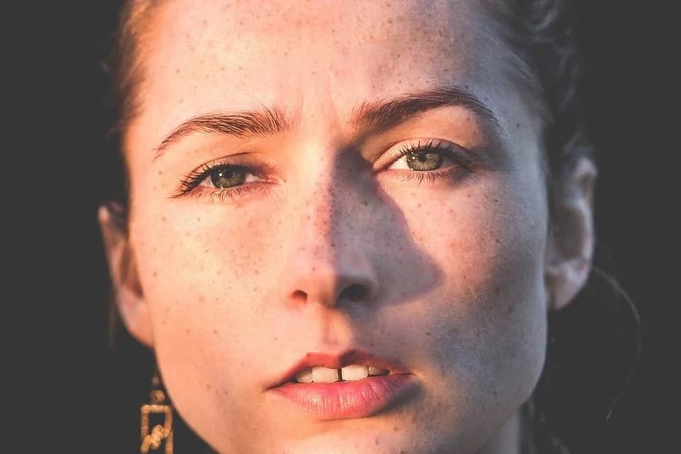 Dermatologists' top tip to treat dry skin easily