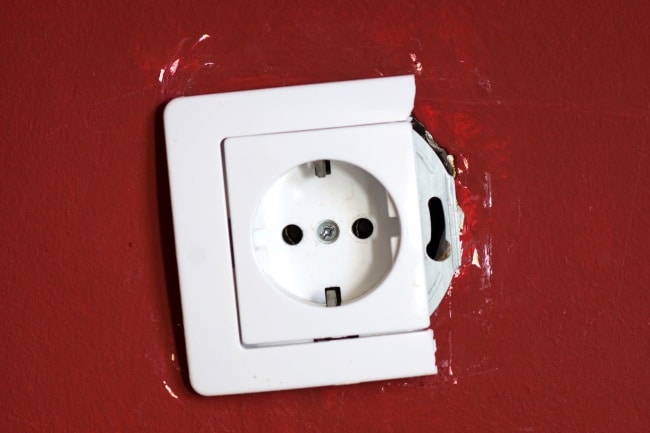 THINGS YOU SHOULD PONDER OVER WHILE RENTING AN APARTMENT !!