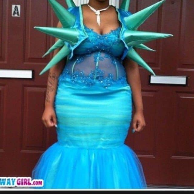 15 worst outfits chosen for special occasions