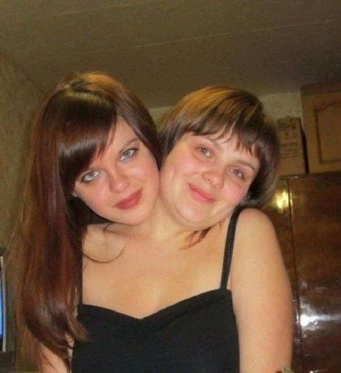 15 Perfectly Timed Pictures That Will Make You Look Twice