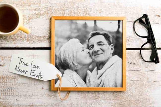 Major Differences between Loving Someone and Being in Love