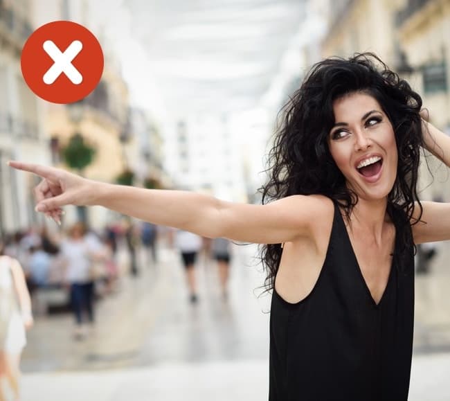 7 Common Body Language Habits That Are Making You Look Arrogant