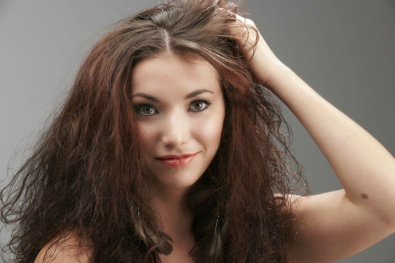 Remedies For Dry And Frizzy Hair