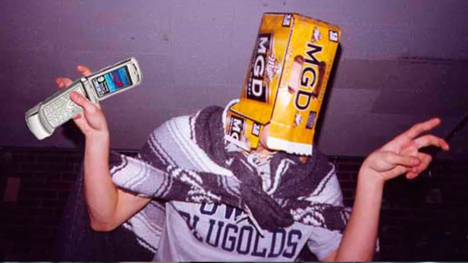 This is Why You Get Two Choices When Answering a Call On iPhone