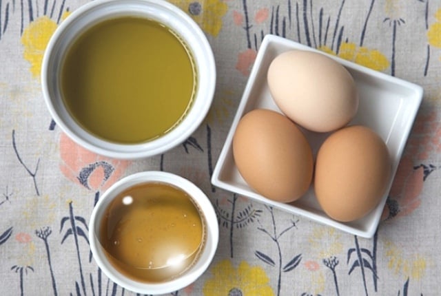 Castor Oil For Eyelash Growth