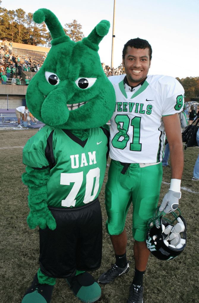 15 Weirdest Mascots One Have Ever Seen