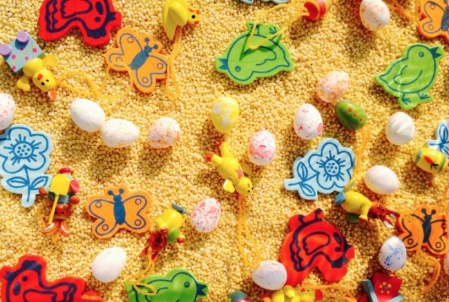 7 Tips to keep your child busy