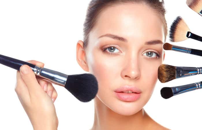 8.-You-Wear-Too-Much-Makeup