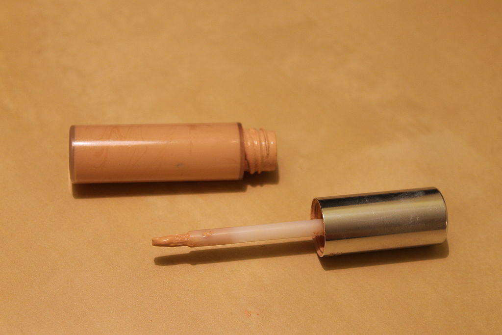 Best makeup tips to look younger