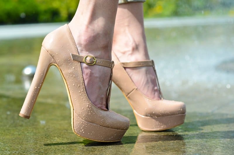 matching shoes with outfit