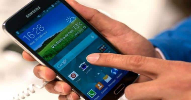 This is Why You Get Two Choices When Answering a Call On iPhone