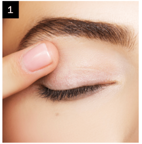 Reverse winged eyeliner tutorial