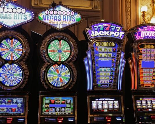 Progressive Slot Machine Tips: Winning a Progressive Jackpot