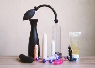 Bisexual porn - Anal Plugs as the most used Toy for Different Sexual Orientation