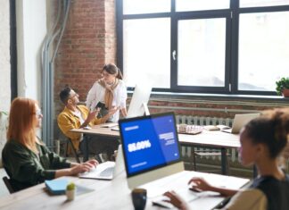 How to Find the Perfect Workplace to Rent in Singapore