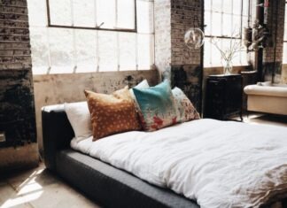 10 DIY Room Designs That You Should Definitely Try! white bed mattress