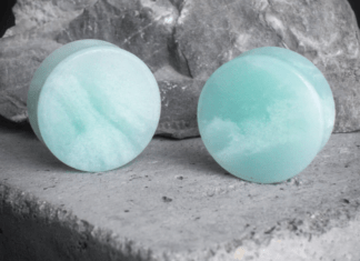 Factors to Consider When Choosing Plug Earrings: The Ultimate Guide