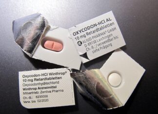 Oxycodone vs. Hydrocodone: Understanding The Differences