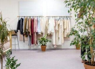 How To Choose Cute Date Night Dresses for Your Shape