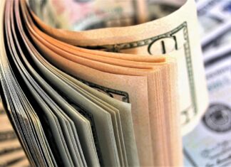 Benefits of Choosing an Instant Personal Loan count, banknotes, business