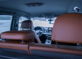 What Happens After Accidents: The Role of New York Attorneys in Personal Injury Cases the inside of a vehicle with a brown leather seat