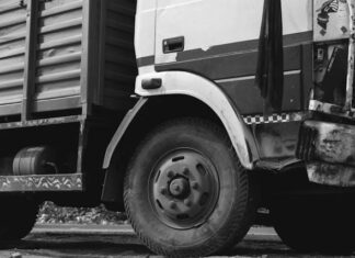 The Clock is Ticking: Why Truck Accident Victims Shouldn’t Delay Legal Action